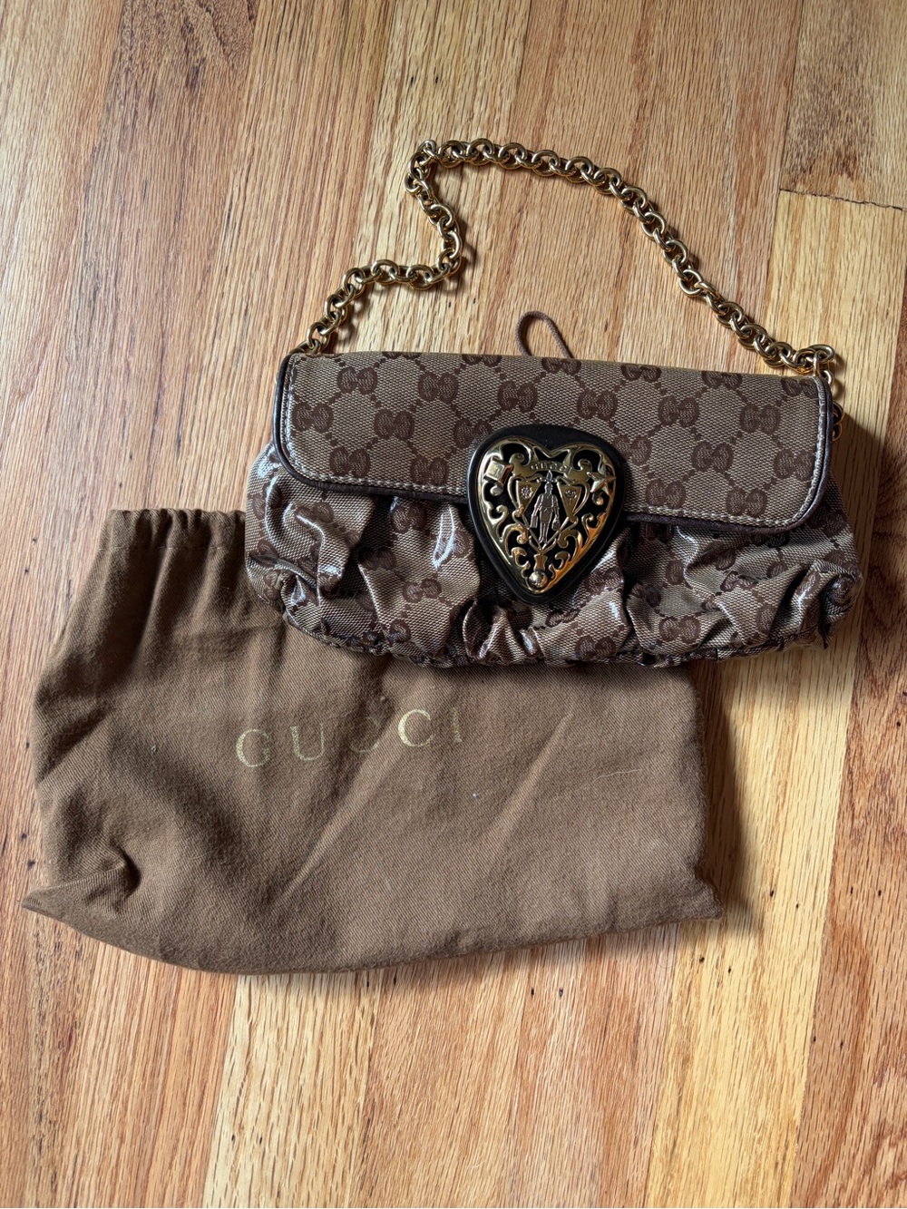 Authentic Gucci GG Monogram Heart Clasp Chain Shoulder Bag Brown w/ Dust Bag